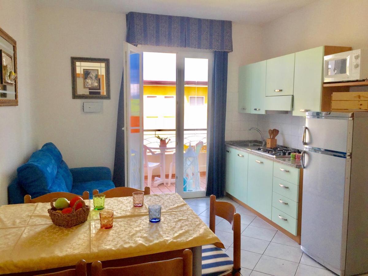 Casa&Ristorante Merano - Apartments Bibione Esterno foto